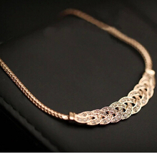 Fashion Spiral Crystal Necklace Vintage Gold Silver Woman Necklaces Pendants Vintage Choker Necklace Summer Style Jewelry
