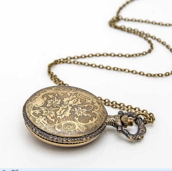 3pcs lot 2015 New top sale Vintage Hunger Game watch Quartz Pocket Watch With Chain DIY