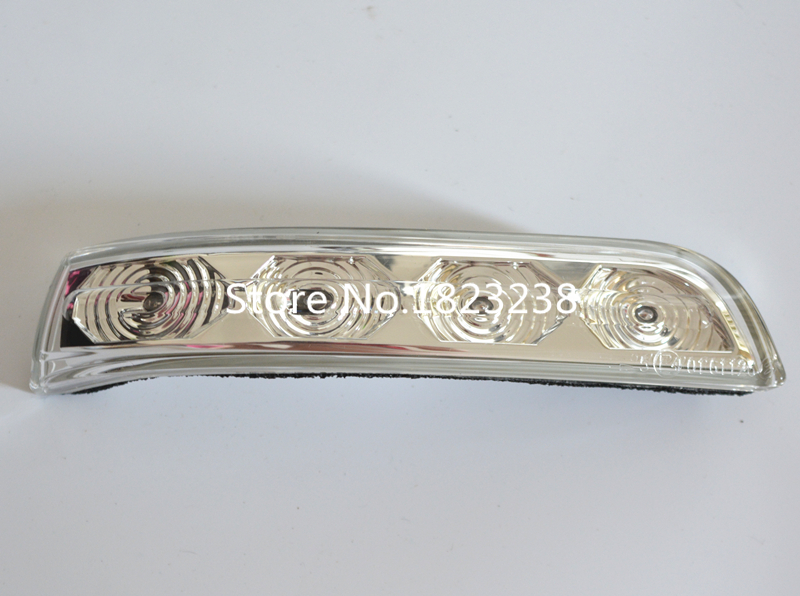      mirrior   -flasher OEM : 87614 2L600  Hyundai 2009 - 2012 i30   ,  