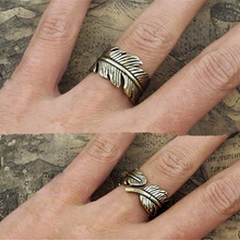 New 2015 Antique Womens Mens Boho Style Feather Ring Finger Ring Band Fashion Jewelry