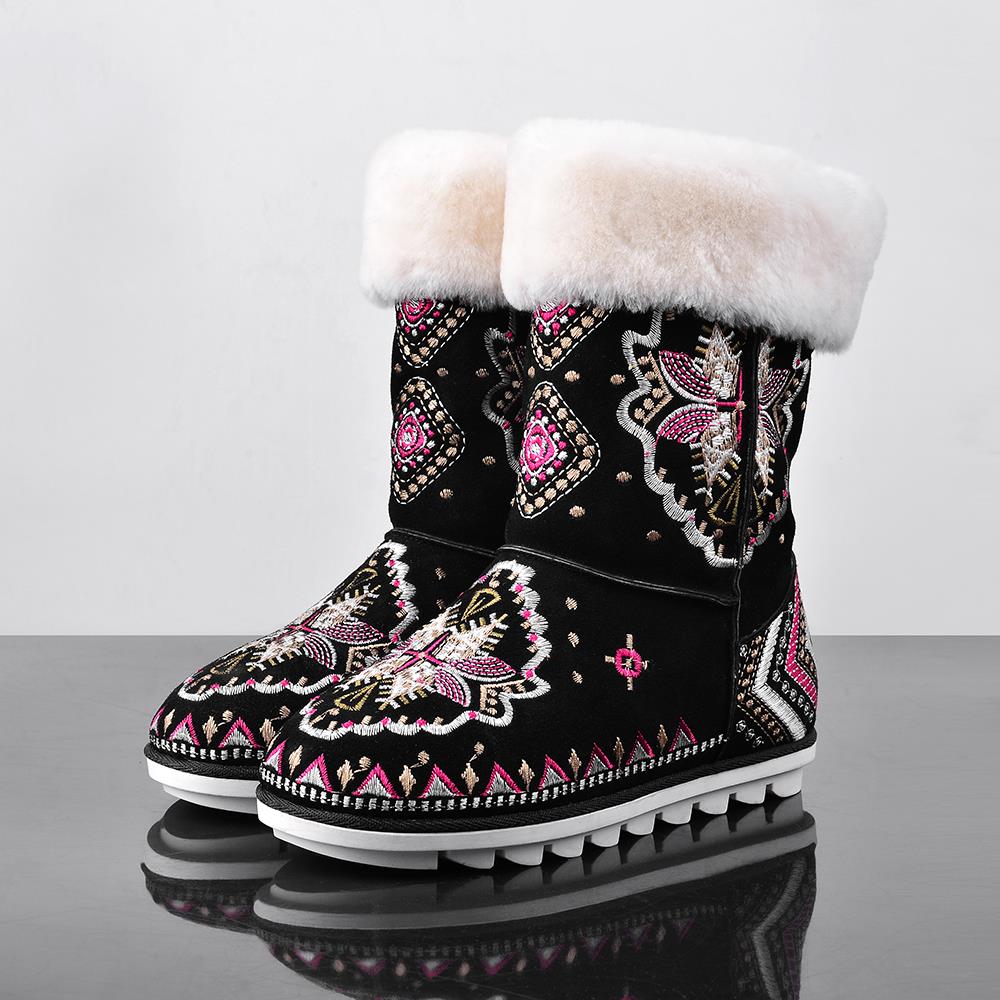 Фотография Cowhide Leather Chinese Style Flower Embroidery Warm Fur Shoes Rubber Sole Mid-calf Platform Flat Snow Boots Women Winter Boots