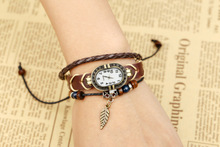 2015 punk estilo Vintage oval cuero real de múltiples capas de perlas cuerda tejida correa de reloj con encanto de la hoja pulsera de cuarzo de pulsera