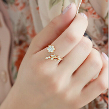 New Korea Hot Leaves Flower Lady Wedding Ring Women Fashion OL Open Finger Rings Jewelry