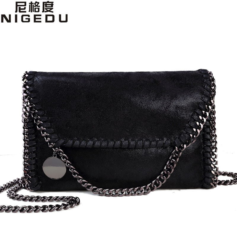 Shop by category Clutches. Add a chic edge to your evening ensemble with THE ICONIC’s edit of forex-trade1.ga classic leather styles to modern hard-body options and intricate beaded designs, our extensive range of clutch bags is sure to have something for everyone.