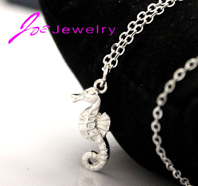 2015 summer style western fashion cute Seahorse necklaces tiny hippocampus necklace women jewlery Amour necklace fish