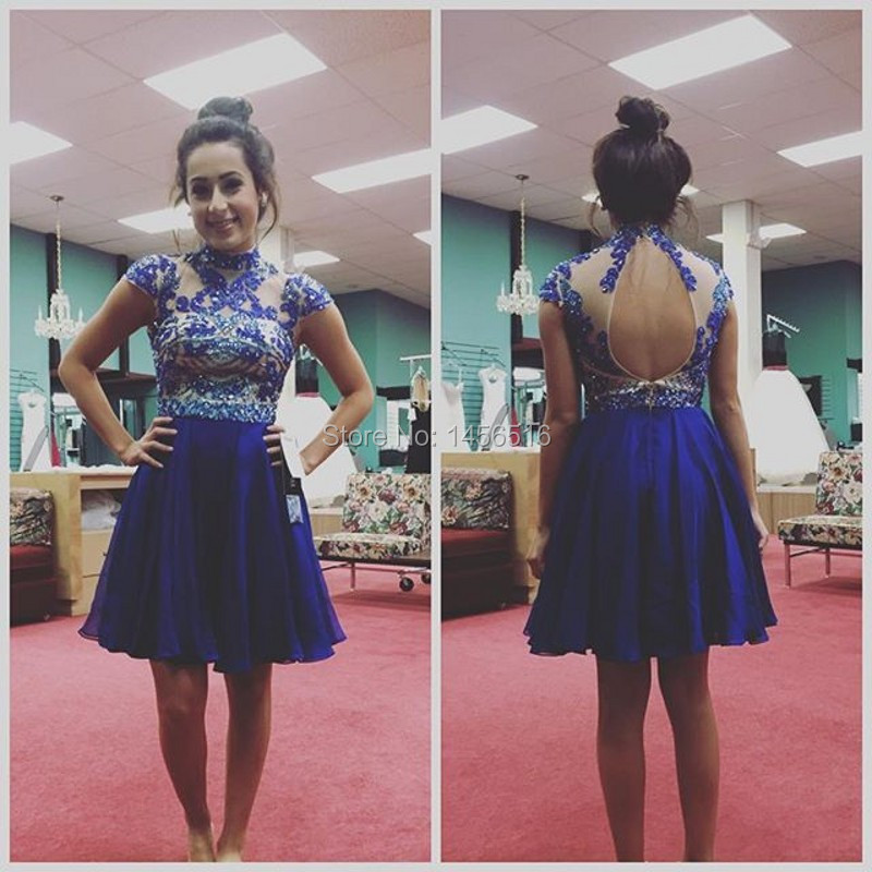 022013 W azul longitud de la rodilla gasa vestido de cuello alto Keyhole Back Cap manga