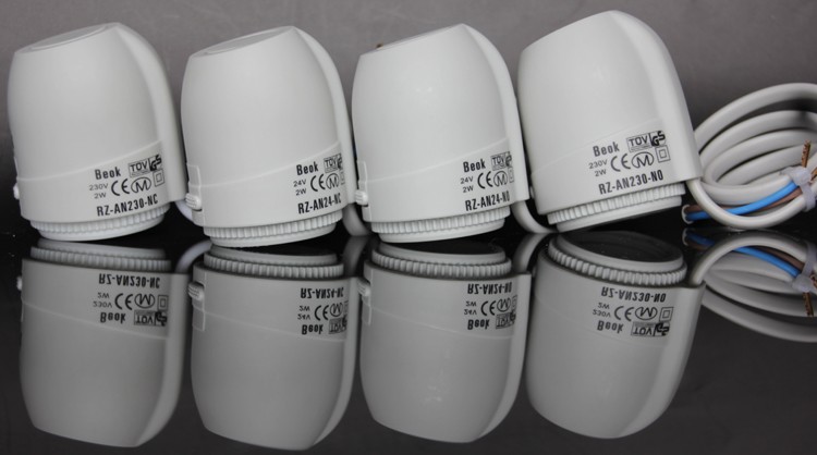 Description Picture 4 of itemfor Manifold in Underflooring Heating System 230V/24V Thermal Electric Actuator Drives Normally Closed/Open