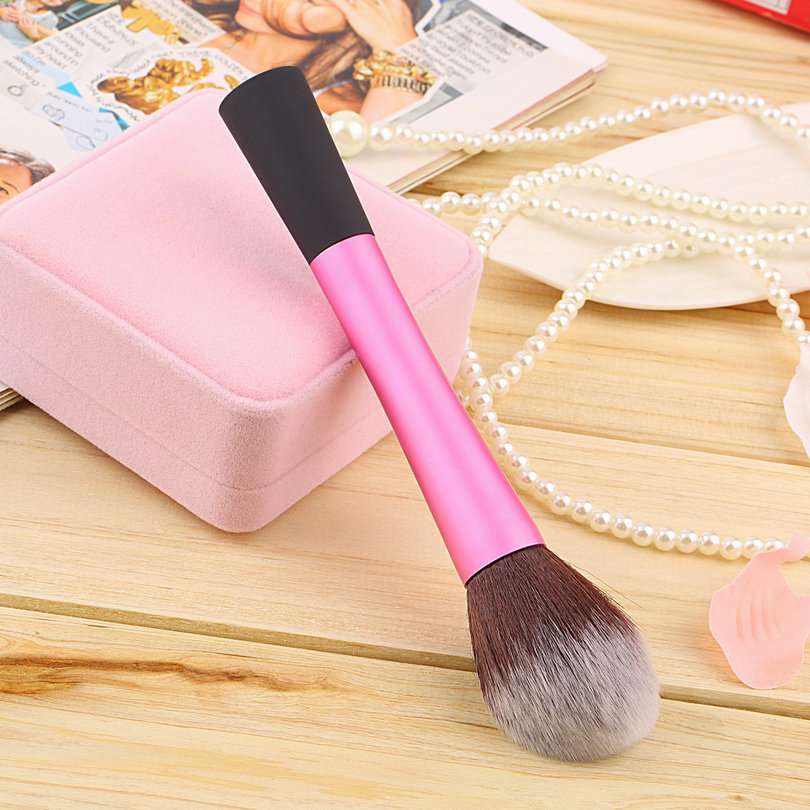 High Quality Synthetic Fiber Cosmetic Powder Blush Foundation Makeup Tapered Brushes