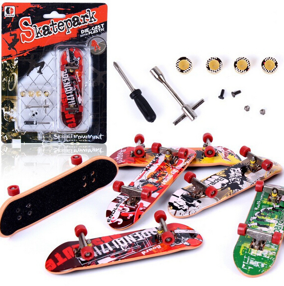 2015 Super Cool! fingerboard Alloy finger skateboard toys mini sets
