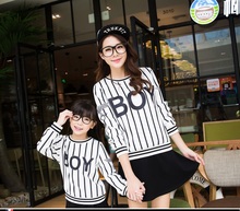 Family Matching Outfit Striped Family Clothing Mother Daughter Father Son Clothes Fashion Clothing Women Summer Sweatshirt TL03