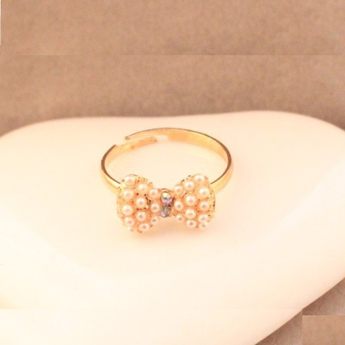 2014 New Design Korean Fashion Elegant Simple Generous Rhinestone Pearl Bowknot Ring jewelry weddings Accessories Wholesale