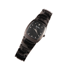 Reloj de la marca soki. conjunto sinfín de línea. el color del arma de negocios reloj de pulsera. parejas miran. envío gratis
