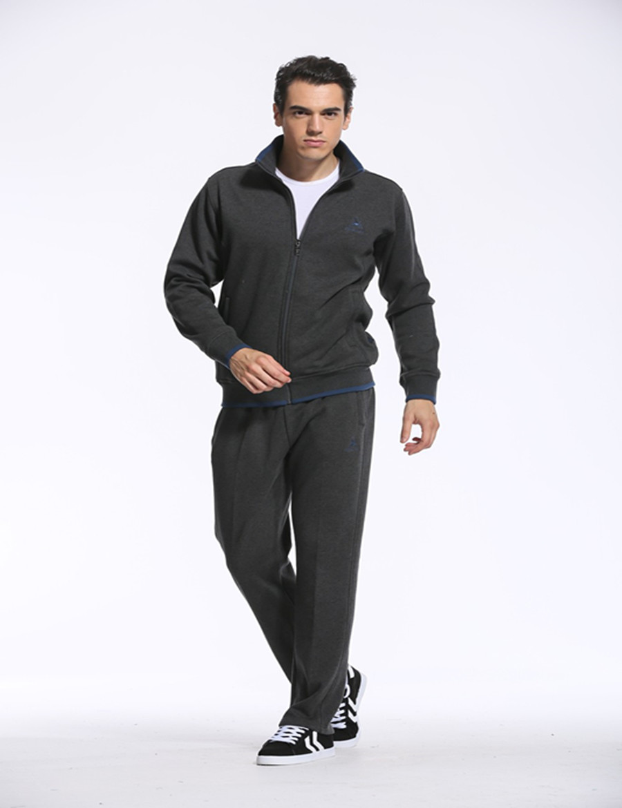 Фотография Jogging Suits For Men Tracksuit Men Sweatshirts thickness fleece Long Sleeve winter Sportswear Mens Casual Warm Sports Suits