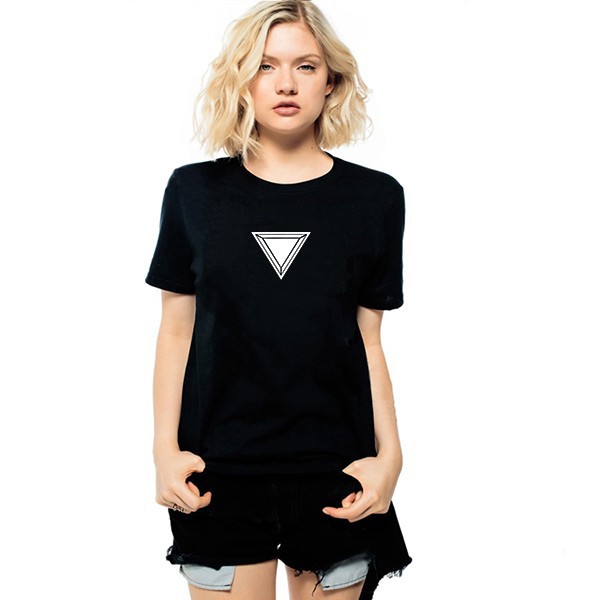 600PX Black Woman Model Triangle T-shirt 1