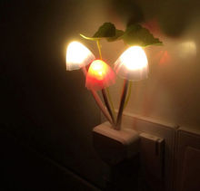 EU US Plug Romantic Colorful Sensor LED Mushroom Night Light Lamp Home Decor