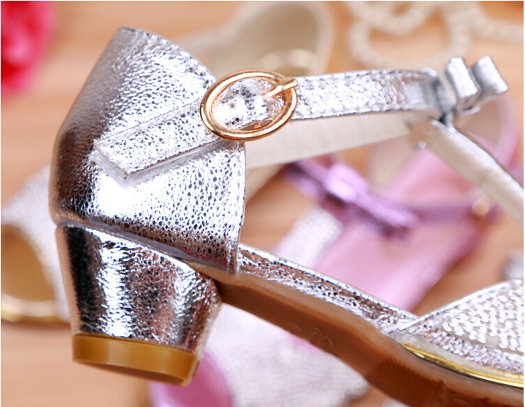 Девочки лето высокая туфли на высоком каблуке сандалии cuhk дети в алмаз принцесса обувь полиуретан материал девочки сандалии
