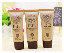 CC cream 30 ml moisturizing whitening the flaw Carry bright color of skin Render the frost Invisible Pores