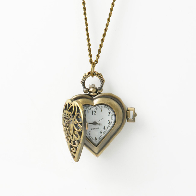 Fashion Vintage Hollow Out Heart Shape Pendant Pocket Watch Memorable Gift To Friend