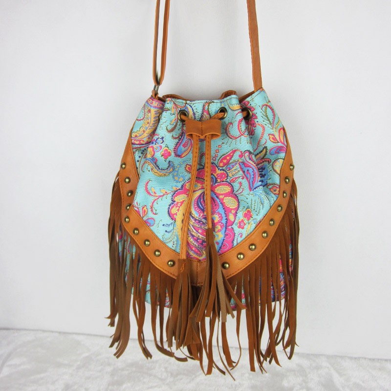 2063421731_1375567897