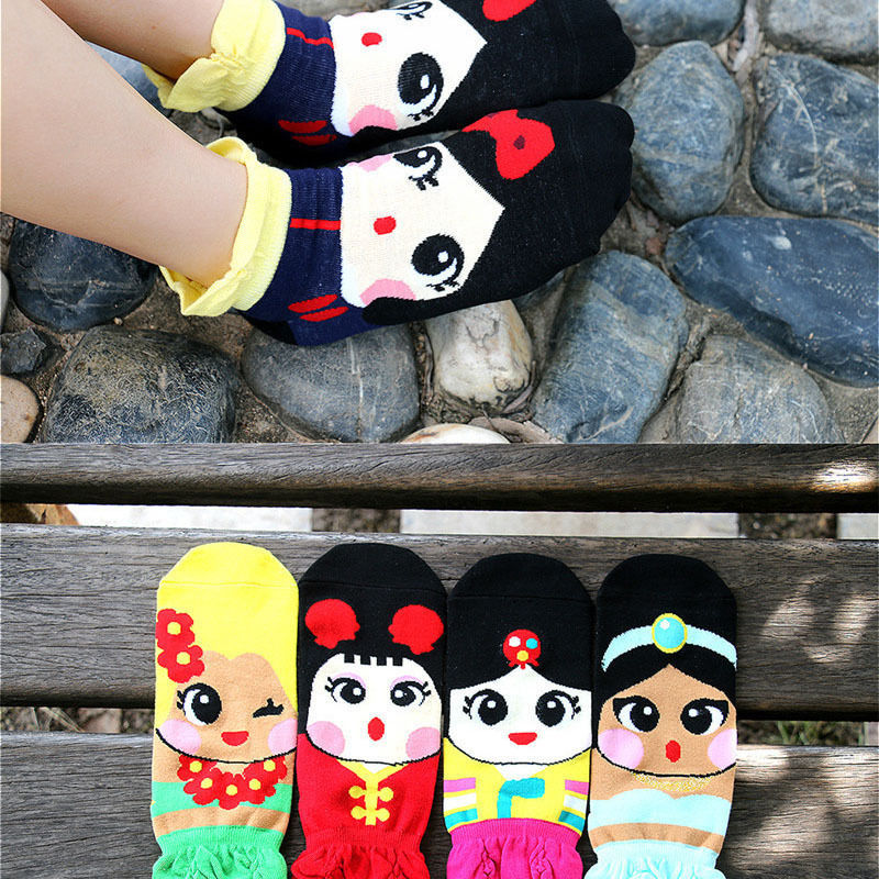 Korean Womens Retro Vintage Cute Cartoon Girls Cotton Ankle Socks Low Cut Socks Free Shipping