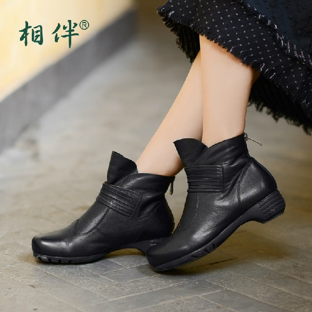 2014 new autumn and winter boots fashion women boots black genuine leather boots ankle boots