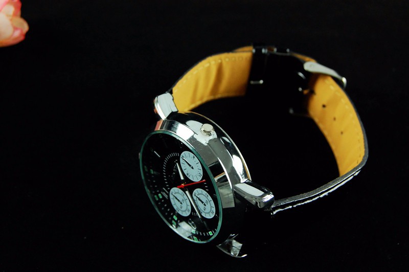 Men Watch21