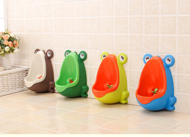 Logistic-Tracking-Stylish-PP-Frog-Children-Stand-Vertical-Urinal-Wall-Mounted-Urine-Groove-Baby-Urinal- (1)