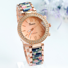 2015 The new high grade steel watches Fashion flowers female gold watch Various colors diamond luxury