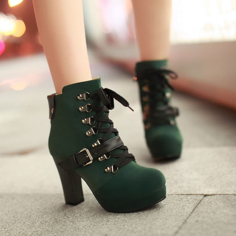 women's lace up block heel boots