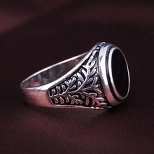 Men Jewelry Vintage Look Black Enamel 925 Sterling Silver Ring Circular Ring Surface Classic Pattern Fashion