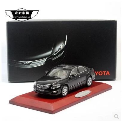 CAMRY 1:43 TOYOTA Original Simulation alloy car model Toy Black Japan Family cars Classic cars Adornment 1/43 Free shipping