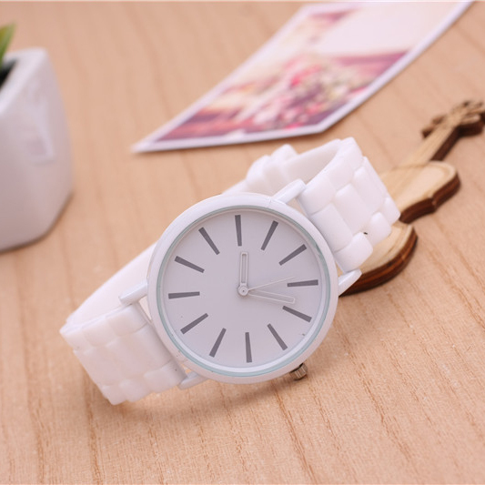 New concise design watch, quartz watch 2015 ms tide, various colors of silicone strap watch, leisure ladies watch,outdoor sports