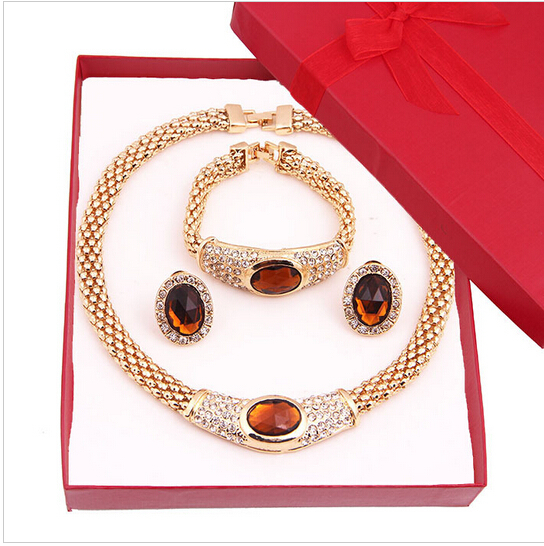 http://g02.a.alicdn.com/kf/HTB1Dy5xJXXXXXcnXpXXq6xXFXXXk/2014-New-Design-Top-Quality-18k-Gold-Plated-Necklace-Sets-Wedding-Party-Gift-Bridal-Costume-African.jpg