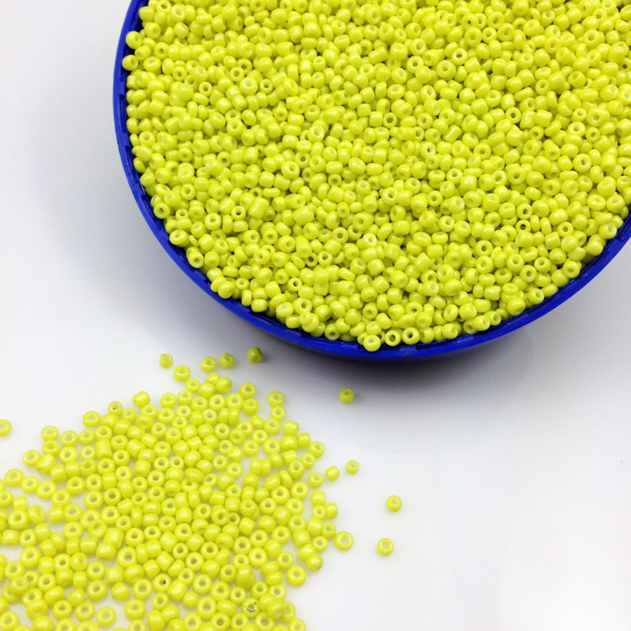 Description Picture 3 of item16g 1000pcs 2mm Solid Color Opaque Round Loose Spacer Bead Cezch Glass Seed Beads Handmade Jewelry Making DIY Garment Bead CS2M