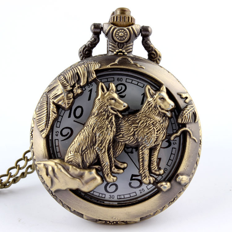 Antique Bronze Wolf Hollow Quartz Pocket Watch Necklace Pendant With Chain High Quality Mens Pocket Watch