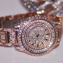 Luxury ladies Crystal Watch Women Gold Dress Wristwatch.Fashion Gift Rhinestone Watches Female Clock Silver Watch Women B25