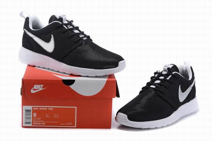 nike roshe run 40 euro