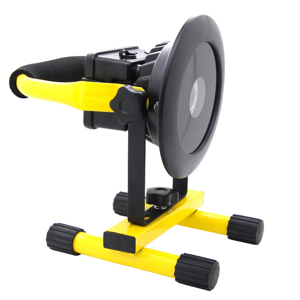 30W Rechargeable LED Flood Light (3)