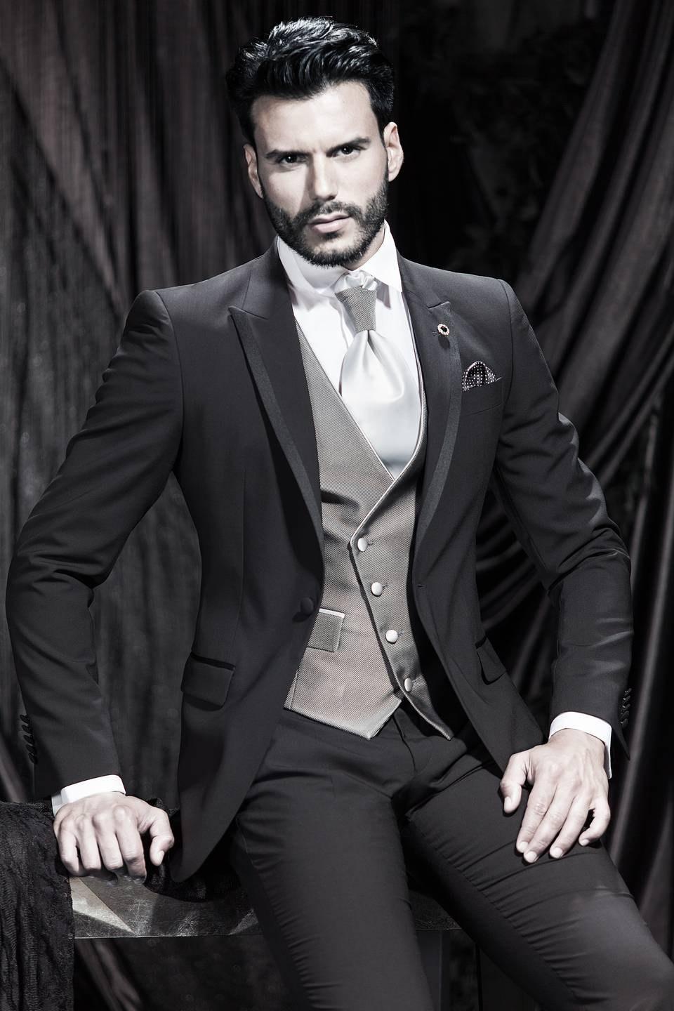 How to wear a mandarin collar suit How to wear a mandarin collar suit
