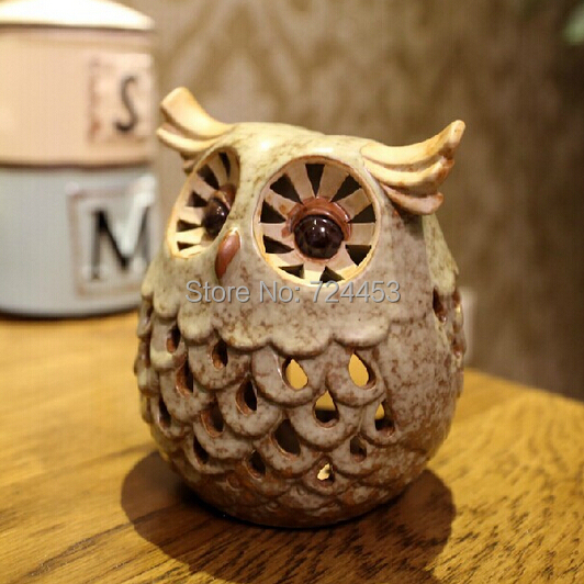 NEW BARGAIN PRICE CUTE Red & White Ceramic Owl T-Light Candle Holder 