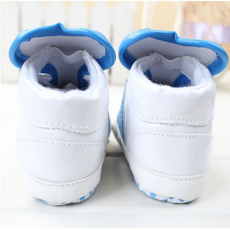 High Quality Boy s and Girl s Very Soft Sole Shoes Baby First Walkers Brand Shoes