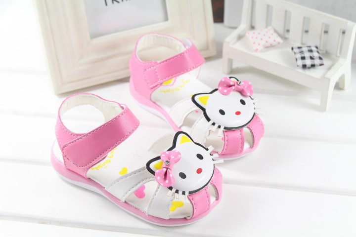 hello kitty girl sandal (1)