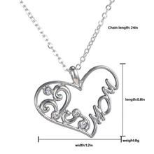 New Design Fashion Luxury Retro Moon Heart Pendant Necklace Mom Family letter chain necklace jewelry women