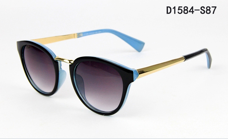10pcs Luxury brand vintage sunglasses  fashion eyeglasses UV400 Mirror lenses designer D1584 sunglasses women whole sale