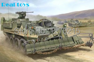 Trumpeter 01575 1/35 M1132 Stryker ESV(Engineer Squad Vehicle)w/SMP/AMP-Surface Mine Plow
