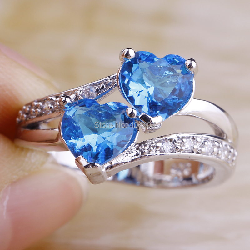 Wholesale Fashion New Jewelry Women Heart Dazzling Blue Topaz White Topaz 925 Silver Ring Size 6