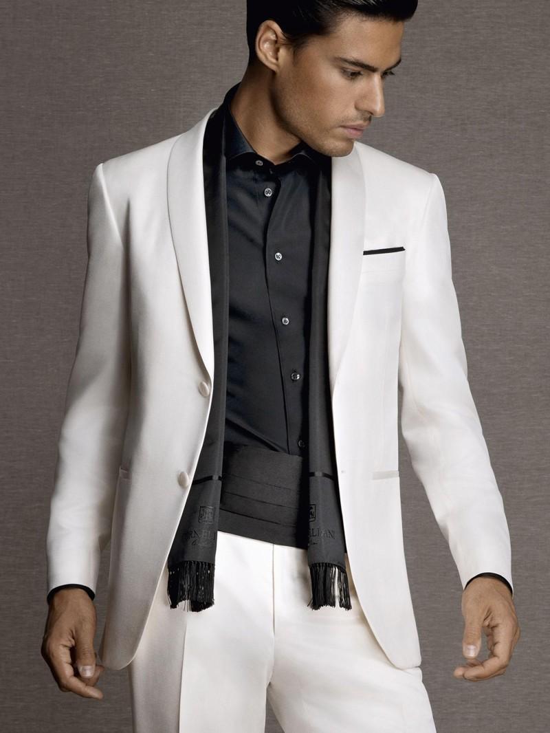 Disfraz de Jirafa Rey Trajes Para Hombre Todos los hombres ganan en traje. Los trajes para hombre de Tommy Hilfiger añaden un toque de sofisticación al instante, desde los trajes de sastrería de cortes y tejidos impecables, hasta los modelos tipo esmoquin que se llevan con corbata negra.