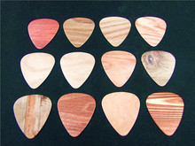 10pcs Newest Wood grain Guitar Picks Thickness 0.71mm