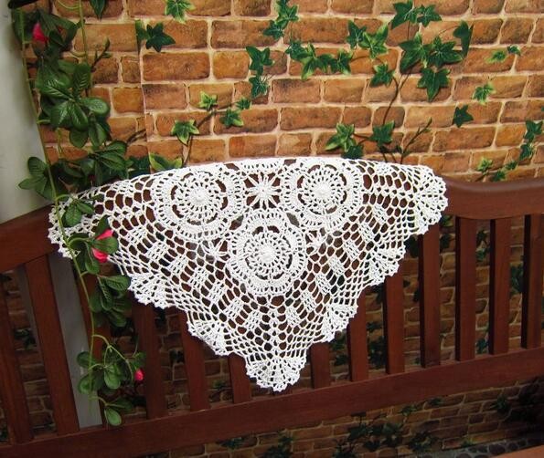 Wholesale Handmade Crocheted Tablecloth For Table Cover Crochet Doilies