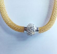 The latest luxury 18k gold necklace inlaid dazzling rhinestone necklace 45cm magnet connected glittering jewelry